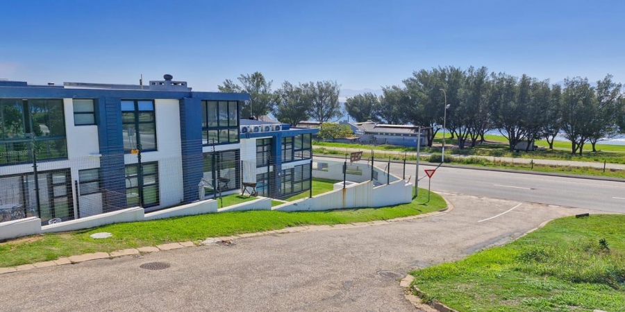 3 Bedroom Property for Sale in Santos Bay Western Cape